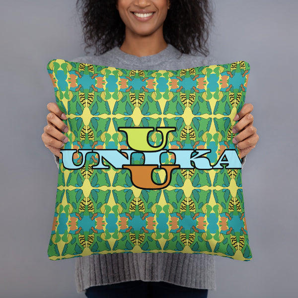 Basic Pillow in Eye Colors