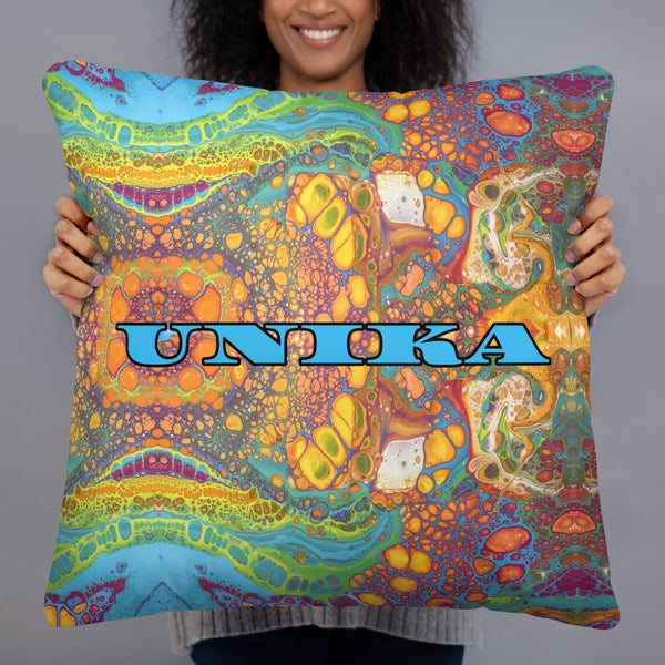 Basic Pillow in Eye Colors