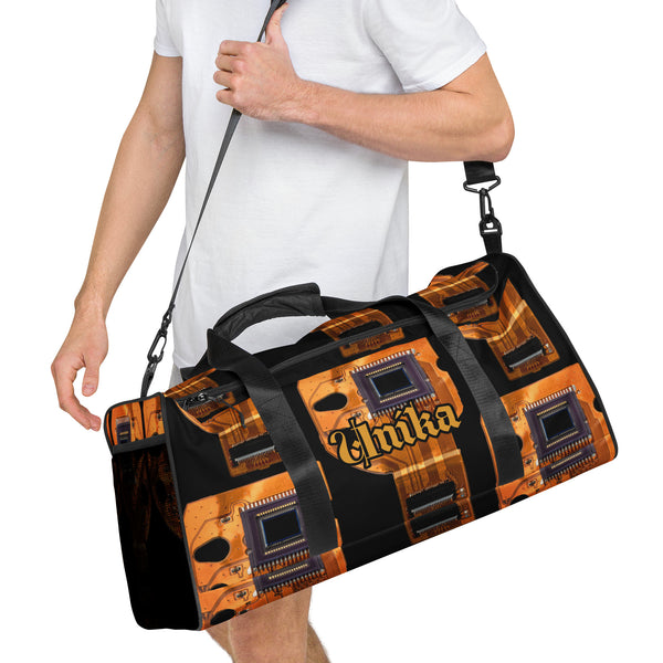 Duffle bag in eye colors