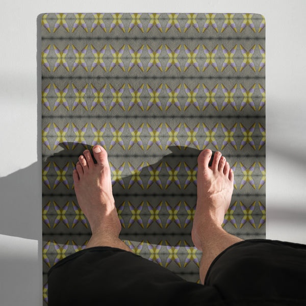 Yoga mat in eye colors